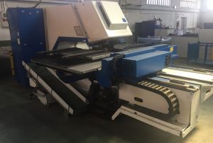 Punzonadora Trumpf Trumatic 2000R