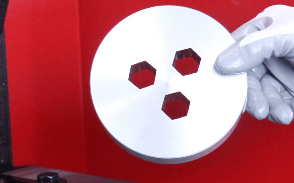 Ejemplos realizados con Brochadora BM25