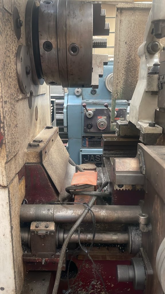 Escote torno Heller TPG 6280
